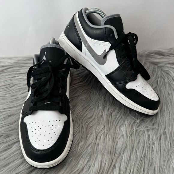 Nike Air Jordan 1 Low Black Medium Grey Size 7.5 - Picture 16 of 16